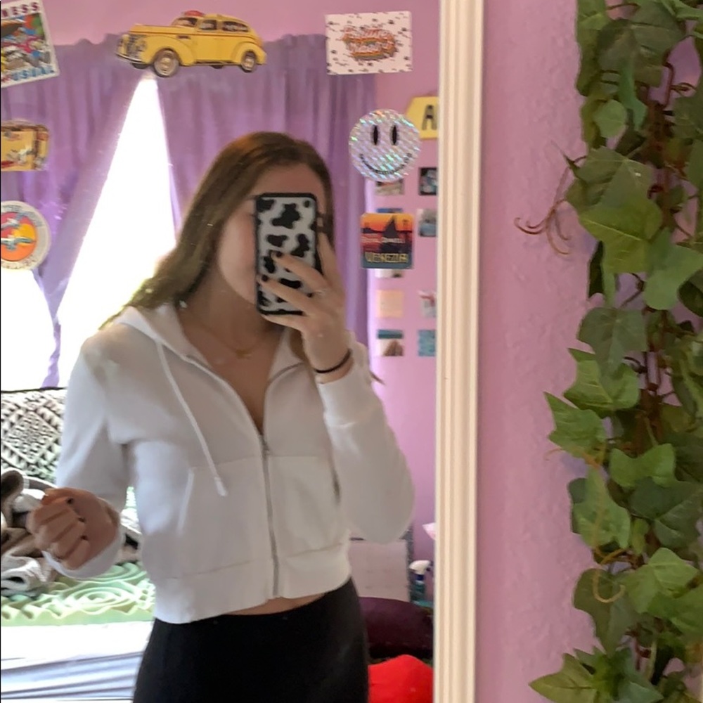 Brandy Melville cropped hoodie